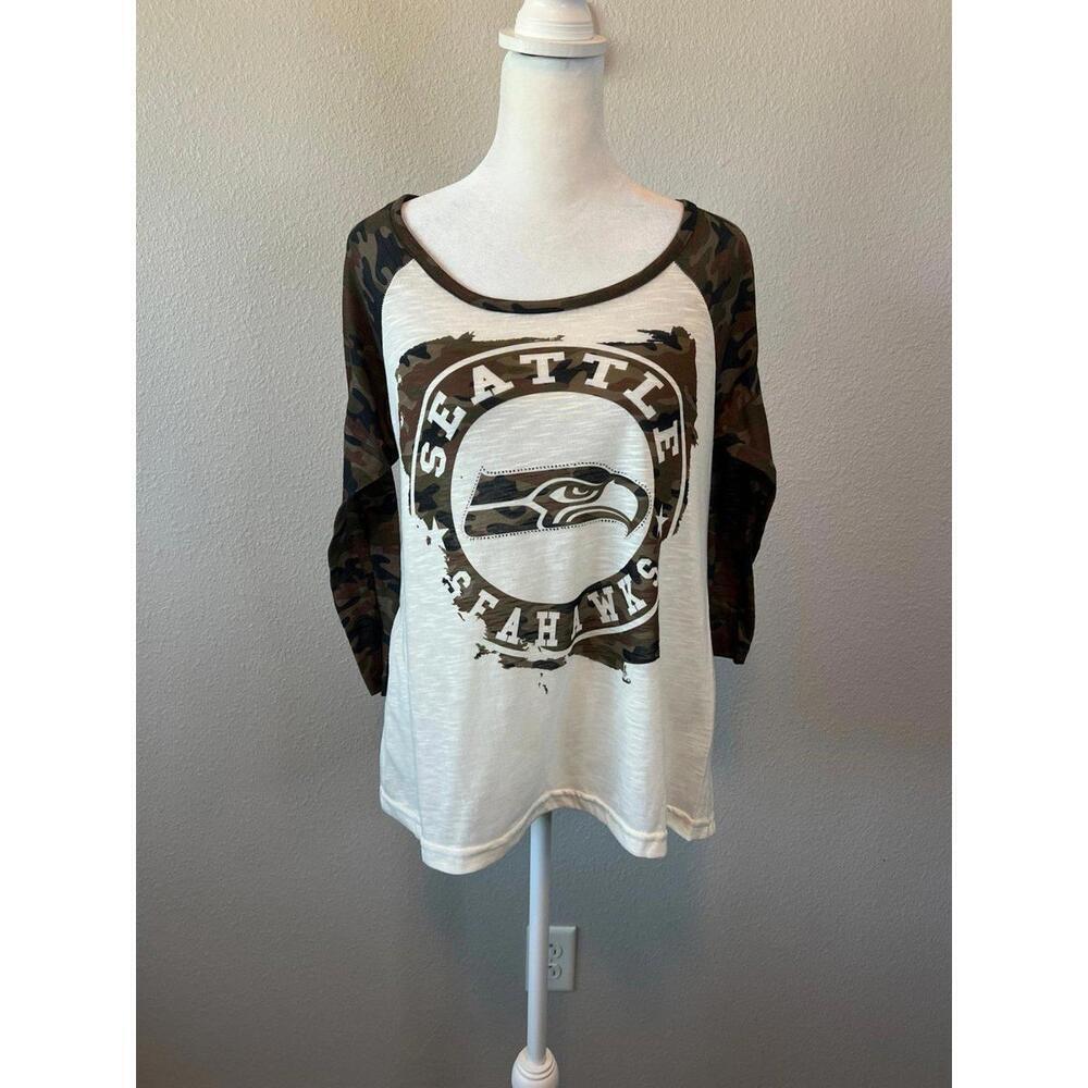 NFL Team Apparel Seattle Seahawks Camo Raglan TShirt Size Small